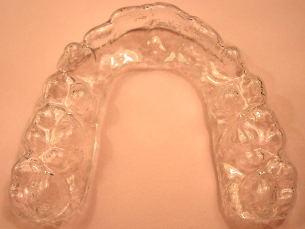 retenedores tipo Essix o vaccum ORTHODONTIC TREATMENT